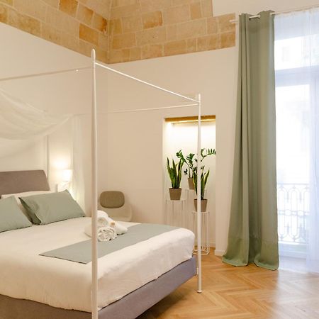 Apulialux - San Lorenzo Luxury Apartment Con Jacuzzi In Centro Brindisi Buitenkant foto