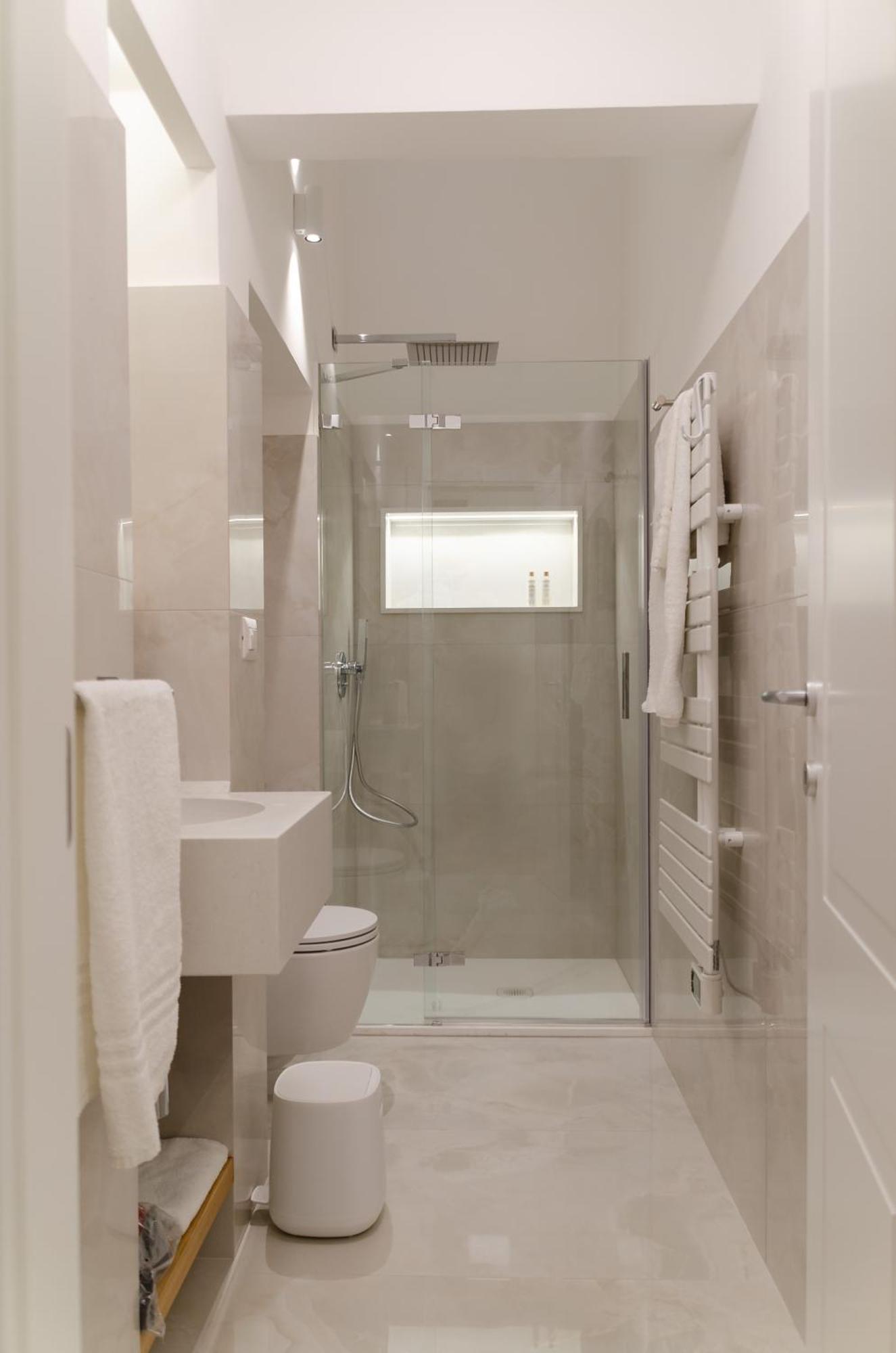 Apulialux - San Lorenzo Luxury Apartment Con Jacuzzi In Centro Brindisi Buitenkant foto