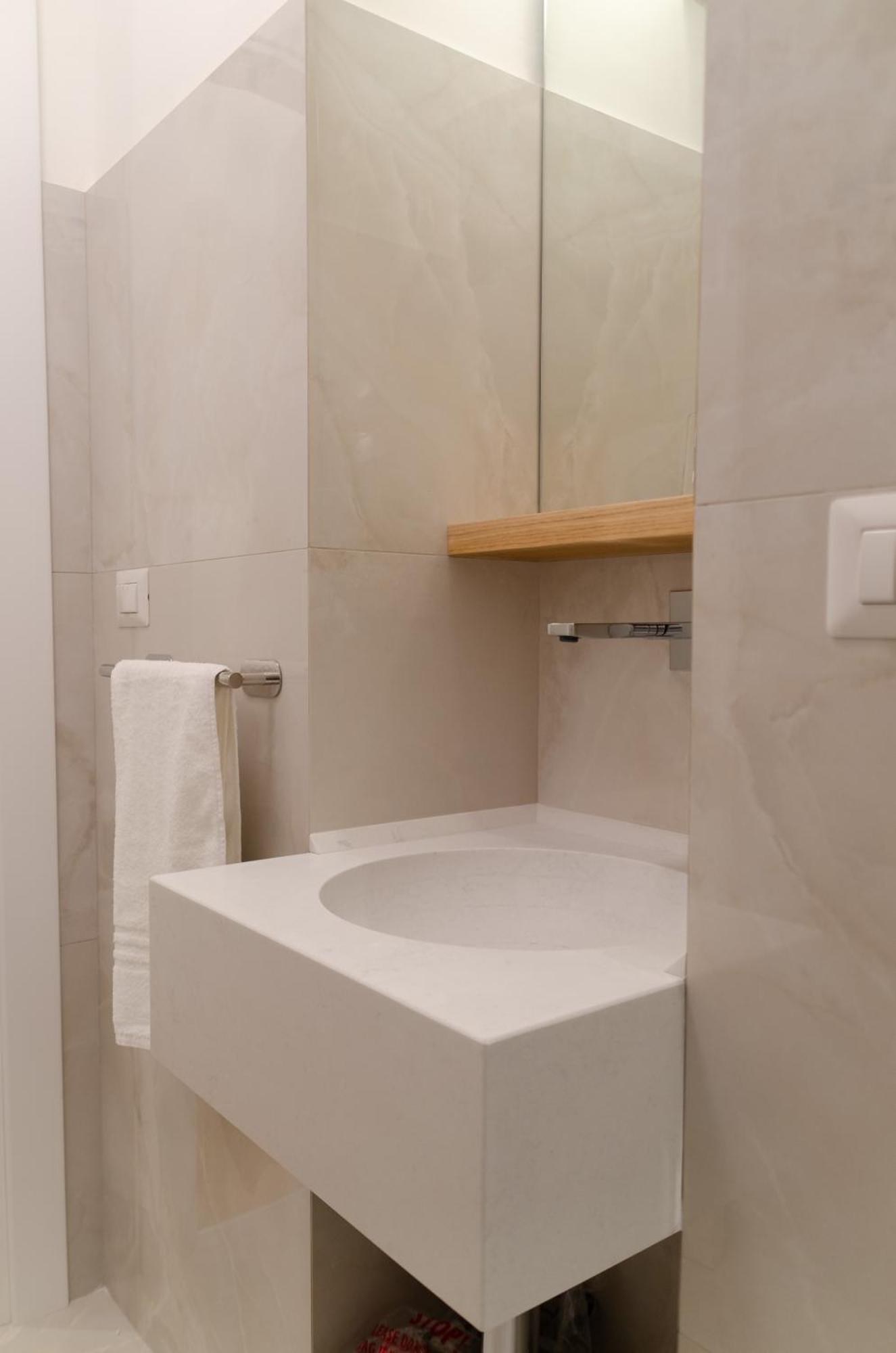 Apulialux - San Lorenzo Luxury Apartment Con Jacuzzi In Centro Brindisi Buitenkant foto